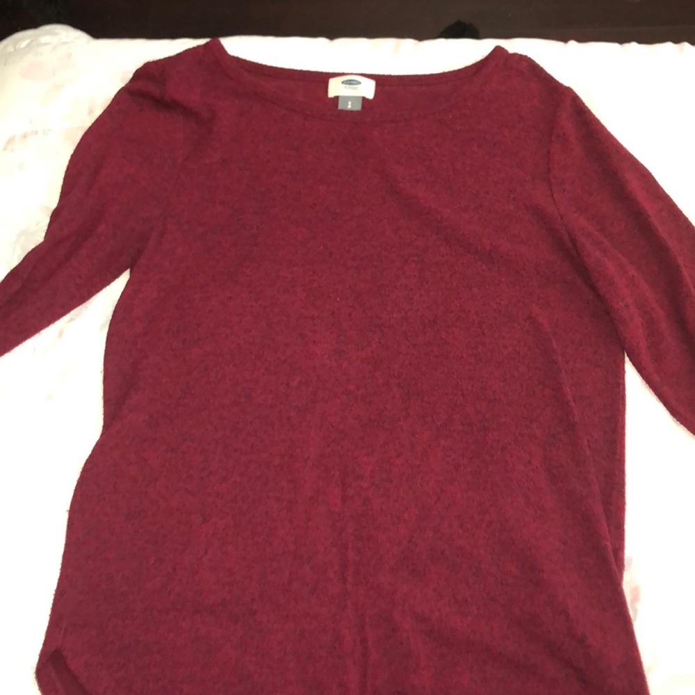 Maroon long sleeve shirt